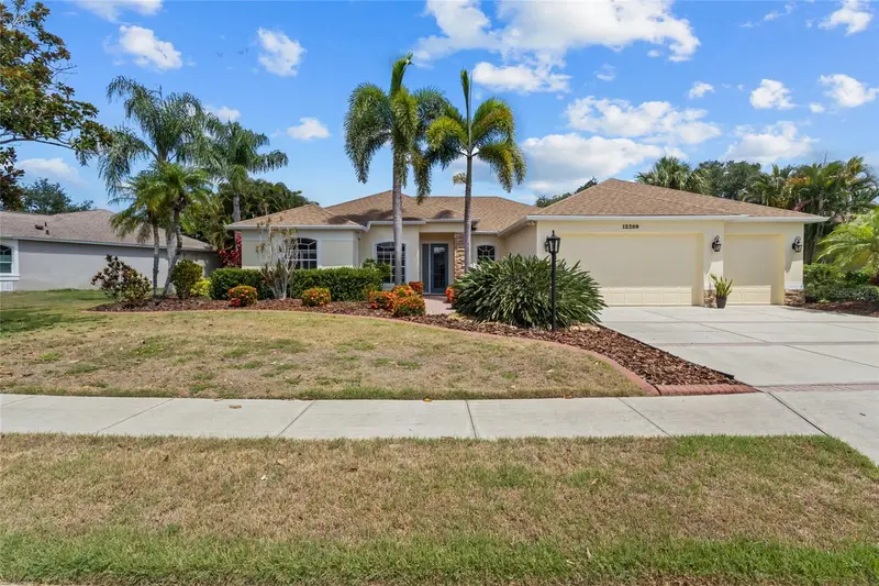 12209 Clubhouse Dr, FL