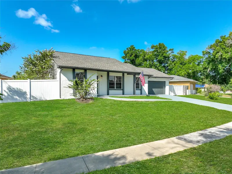 8426 Village Green Rd, FL