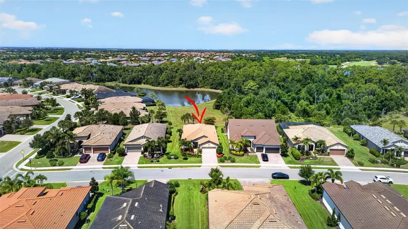 16748 Blackwater Ter, FL