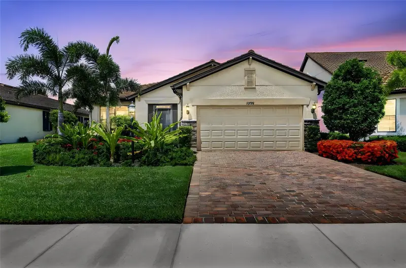 16748 Blackwater Ter, FL