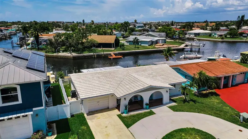 4825 Shell Stream Blvd, FL