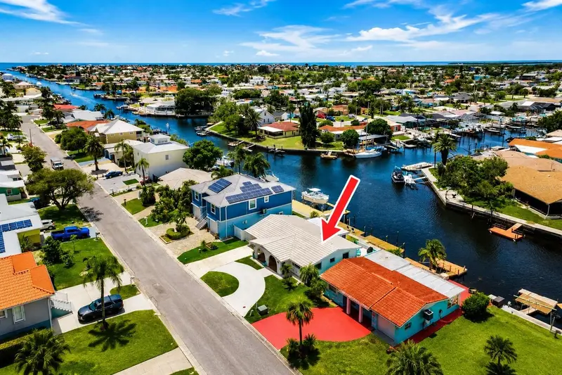 4825 Shell Stream Blvd, FL