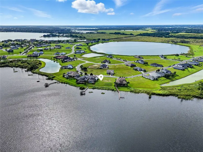 535 Adams View Ln, FL