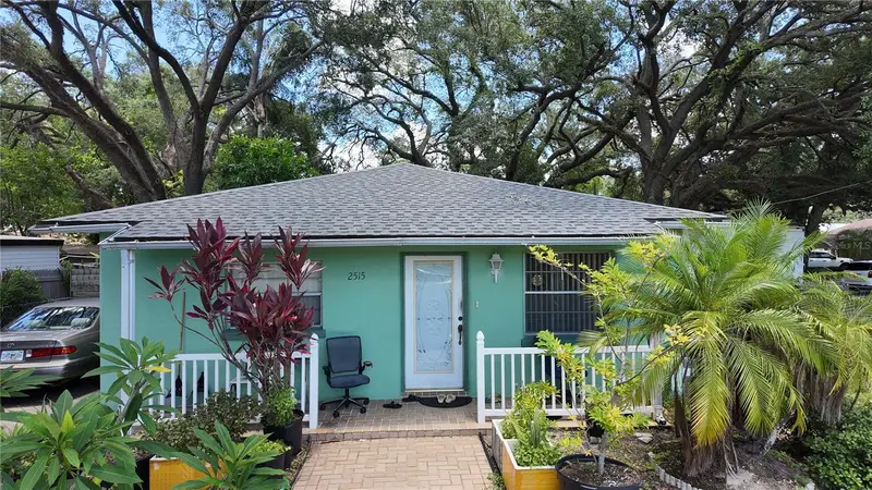 2515 W Powhatan Ave, FL