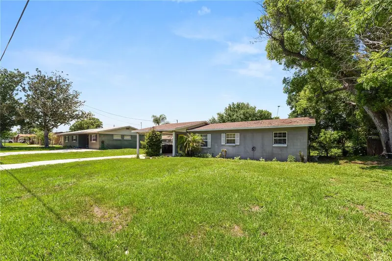 517 Tanglewood Dr, FL