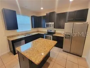 9571 Silver Buttonwood St, FL