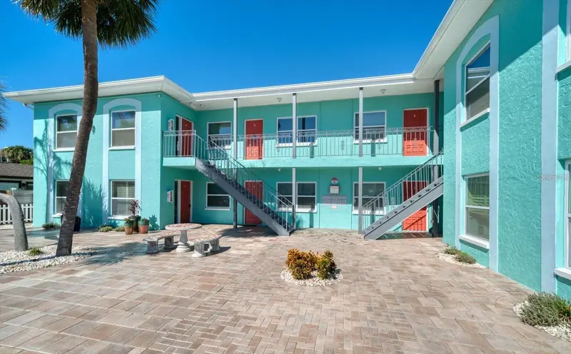 555 69th Ave #7, FL