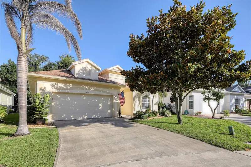 565 Greenleaf Ln, FL