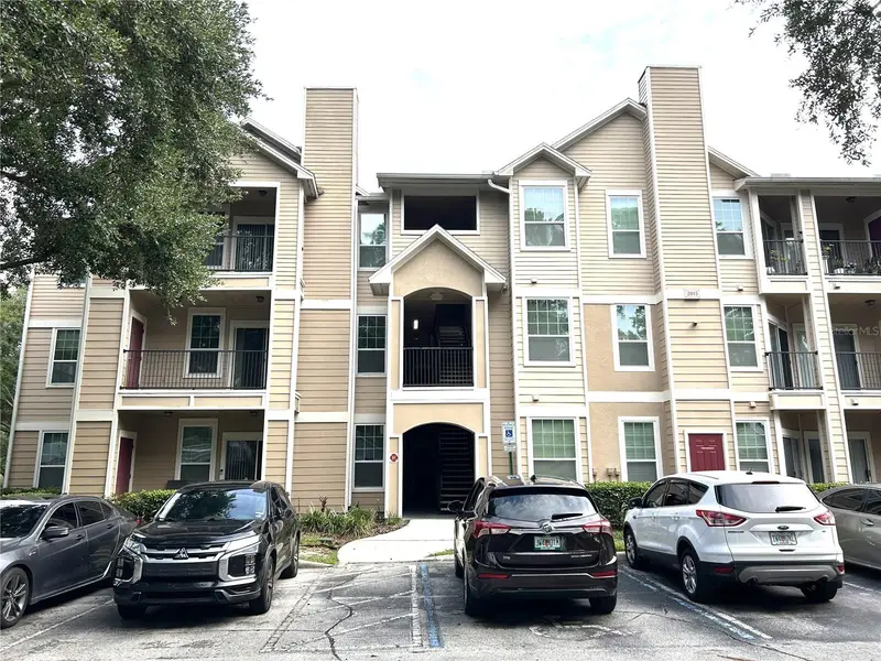 2015 Erving Cir #208, FL