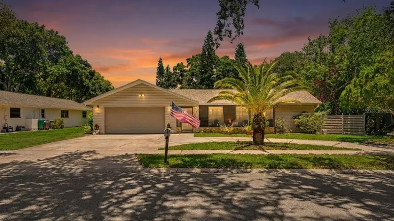 165 Woodcutter Ln, FL