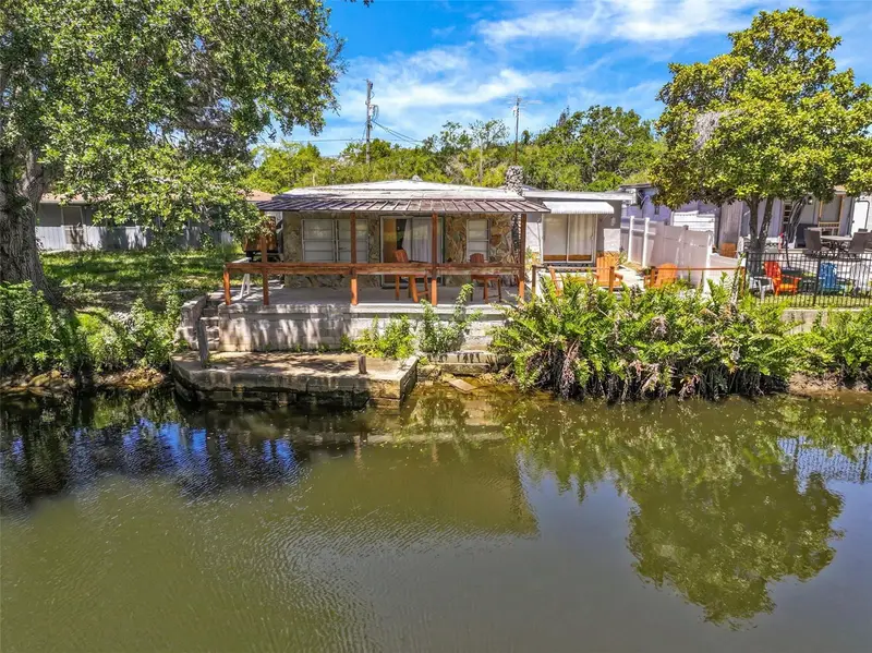 14616 Coral Dr, FL