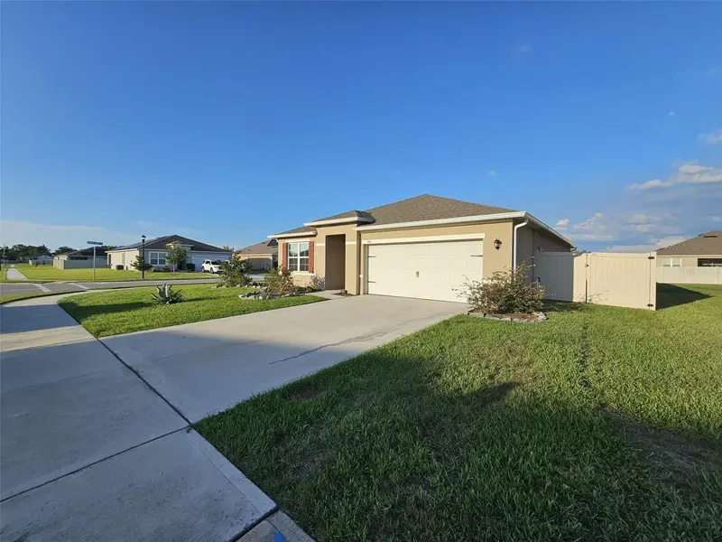 580 Auburn Grove Ter, FL