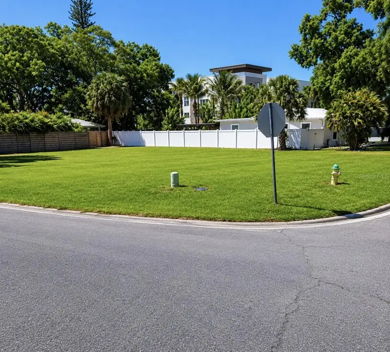 336 Lime Ave, FL