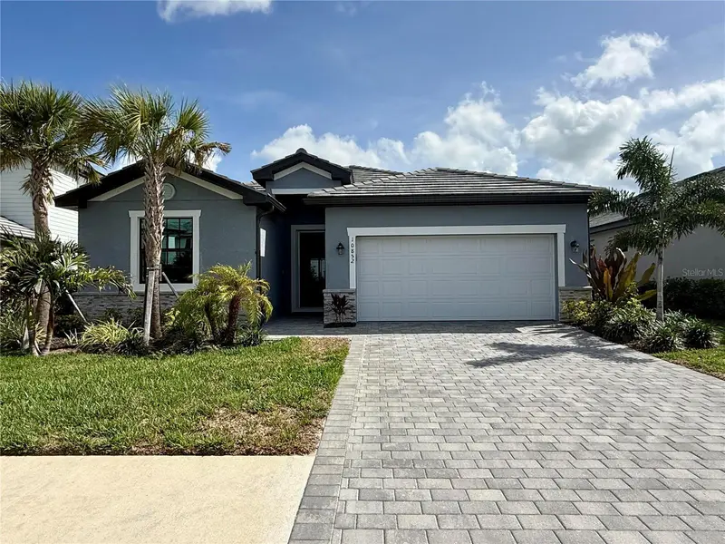 10852 Sun Drop St, FL