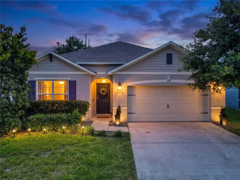 204 Duke Dr, FL
