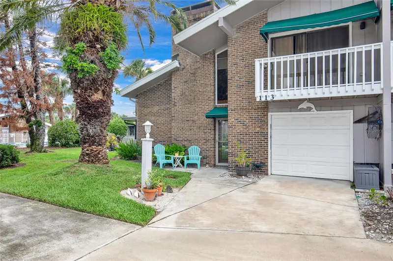 113 Lagoon Ct, FL