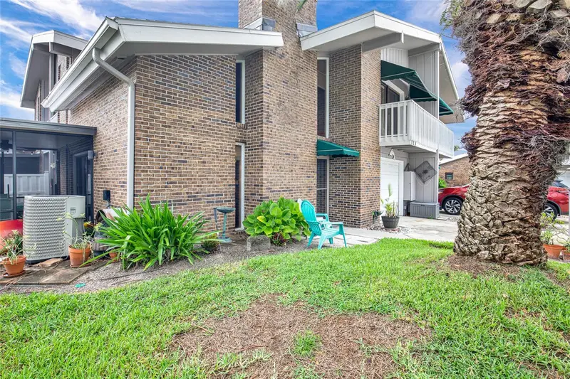 113 Lagoon Ct, FL