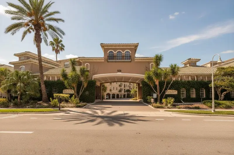 501 Knights Run Ave #1202, FL