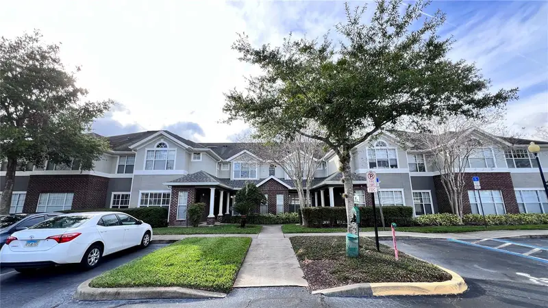 11819 Estates Club Dr #1715, FL