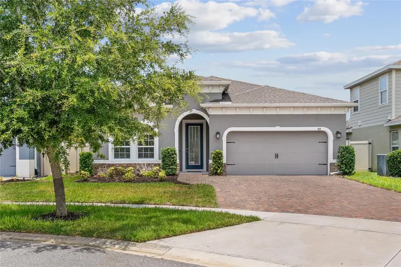 584 Seattle Slew Dr, FL