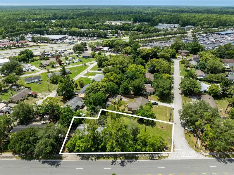 3711 N Ronald Reagan Blvd, FL
