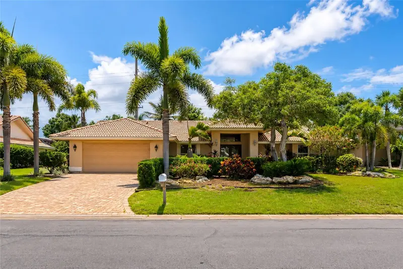 1495 Landview Ln, FL