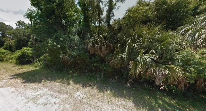 Sultan Ave, FL