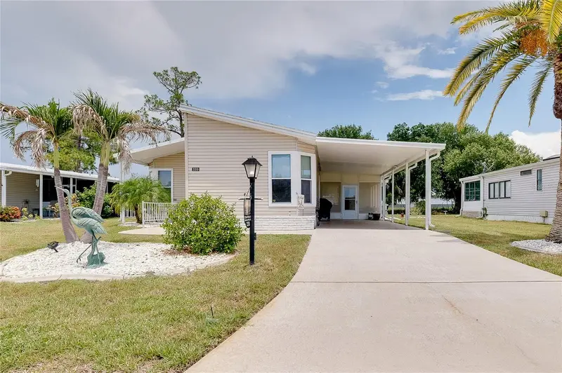 233 Vistoria Dr, FL