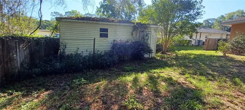 6521 E Grayson St, FL
