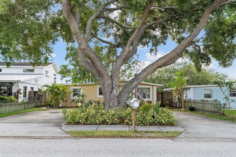 4530 72nd Ave N, FL