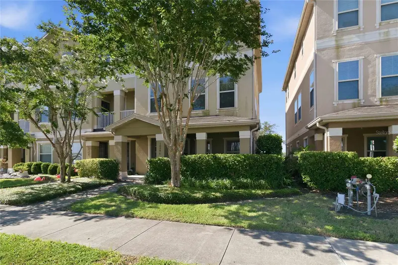10546 Green Ivy Ln, FL