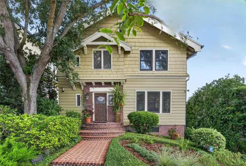 705 Terrace Blvd, FL
