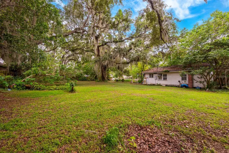 1102 Hoffner Ave, FL