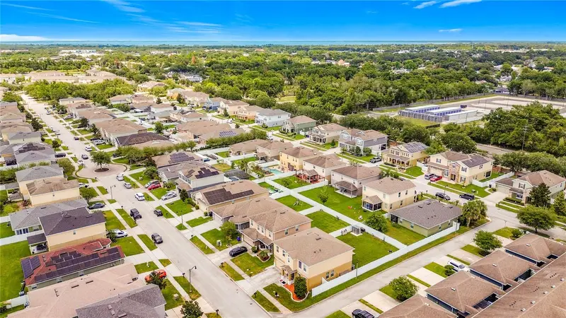 2061 Nations Way, FL