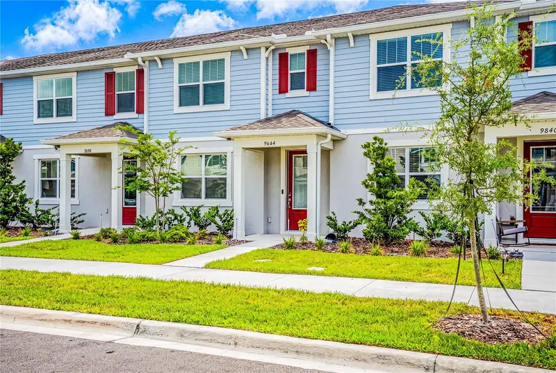9844 Walkway Dr, FL