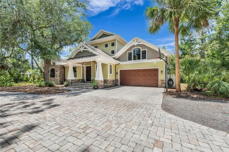 5911 River Forest Cir, FL