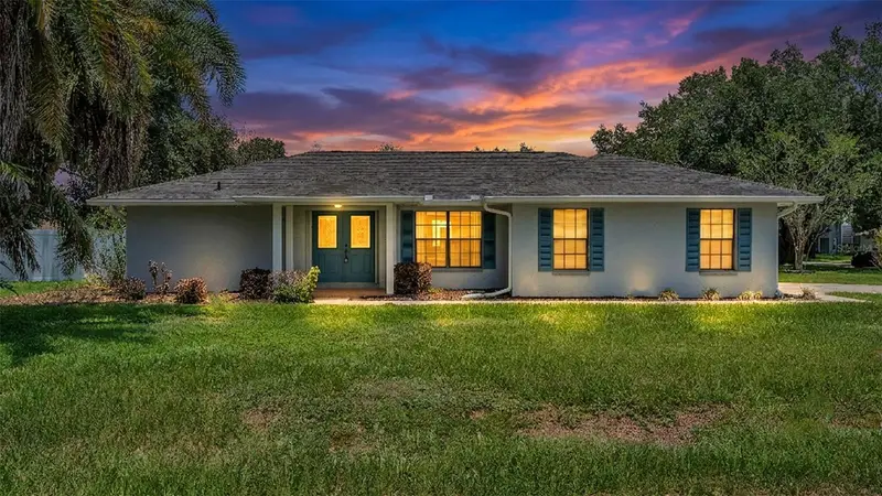 2208 Groveglen Cir, FL