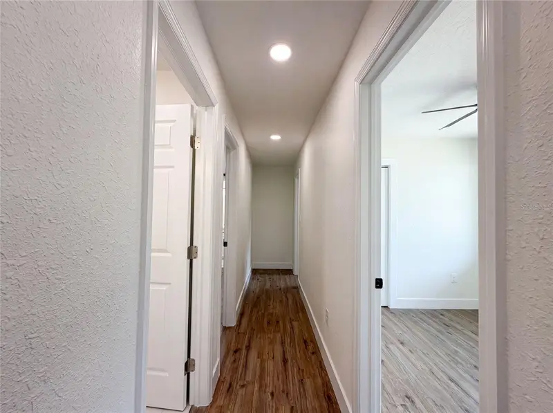 561 Yale Rd, FL