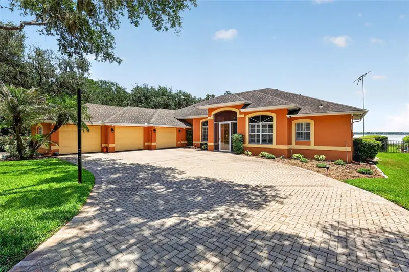 29742 Squirrel Point Rd, FL