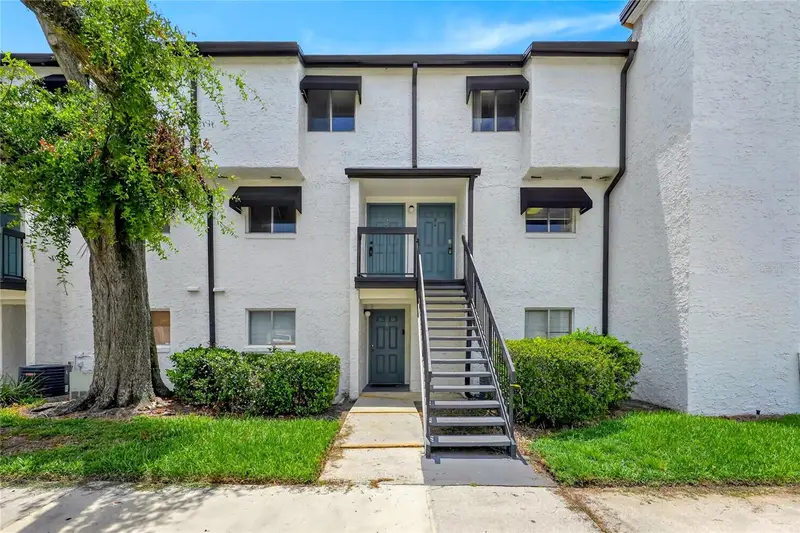 4223 S. Semoran Blvd #6, FL