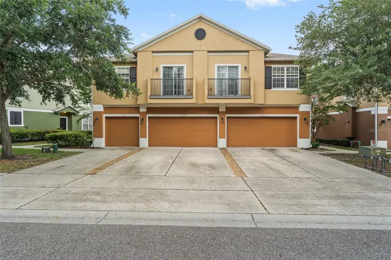 15340 Oak Apple Court Ct #16b, FL