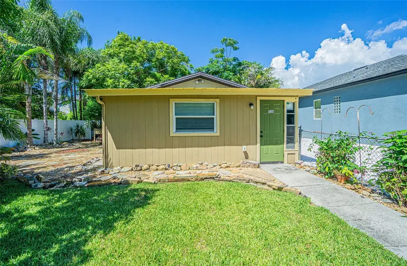 11350 Memorial Hwy, FL