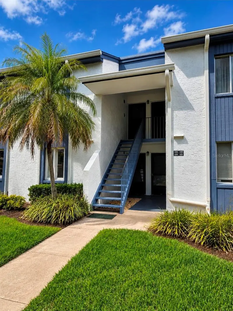 123 Cypress Ln #23, FL