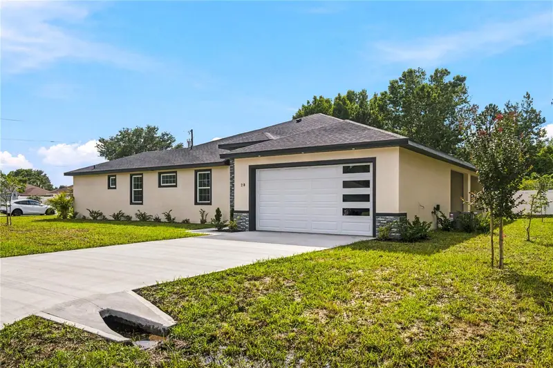 2 Buttonbush Ln, FL