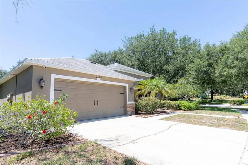7605 Nottinghill Sky Dr, FL