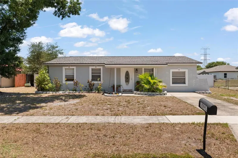 8504 Gold Ridge Cir, FL