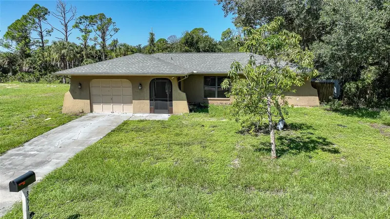351 & 359 Kindred Blvd, FL