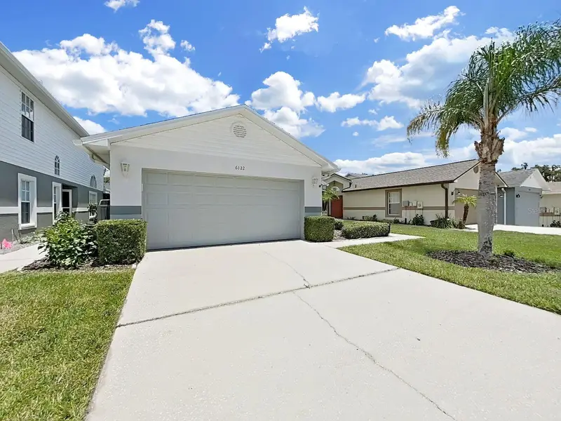 6122 Gentle Ben Cir, FL