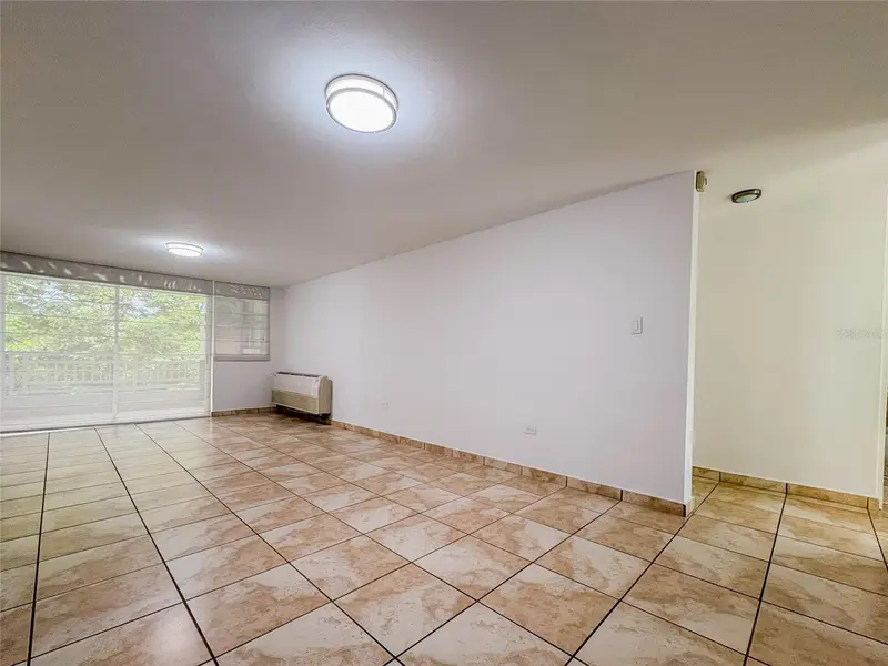 59 Cll Union Cond. Hillsview Plaza #107, PR