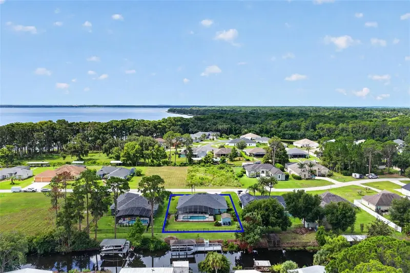 12037 Eagle Point Ct, FL